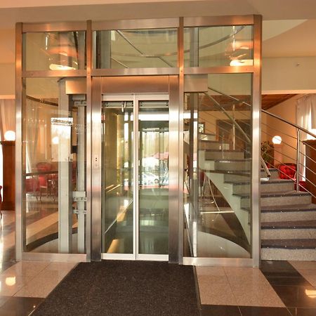 Hotel Hradna Brana 布拉迪斯拉发 外观 照片