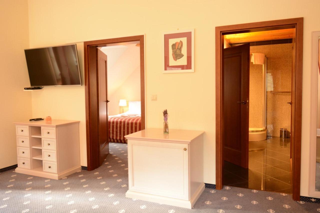 Hotel Hradna Brana 布拉迪斯拉发 外观 照片