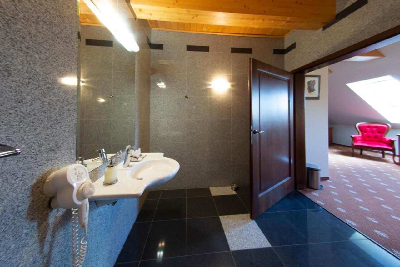 Hotel Hradna Brana 布拉迪斯拉发 外观 照片