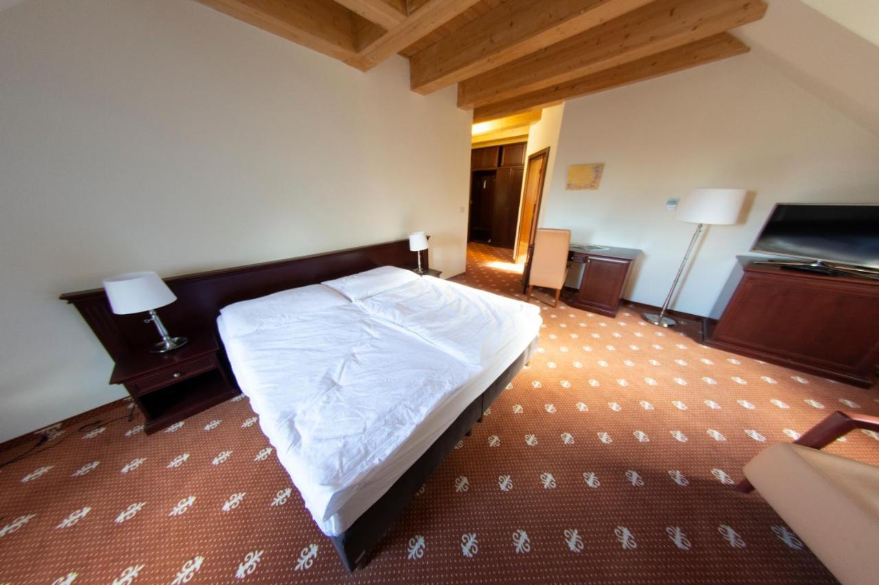 Hotel Hradna Brana 布拉迪斯拉发 外观 照片