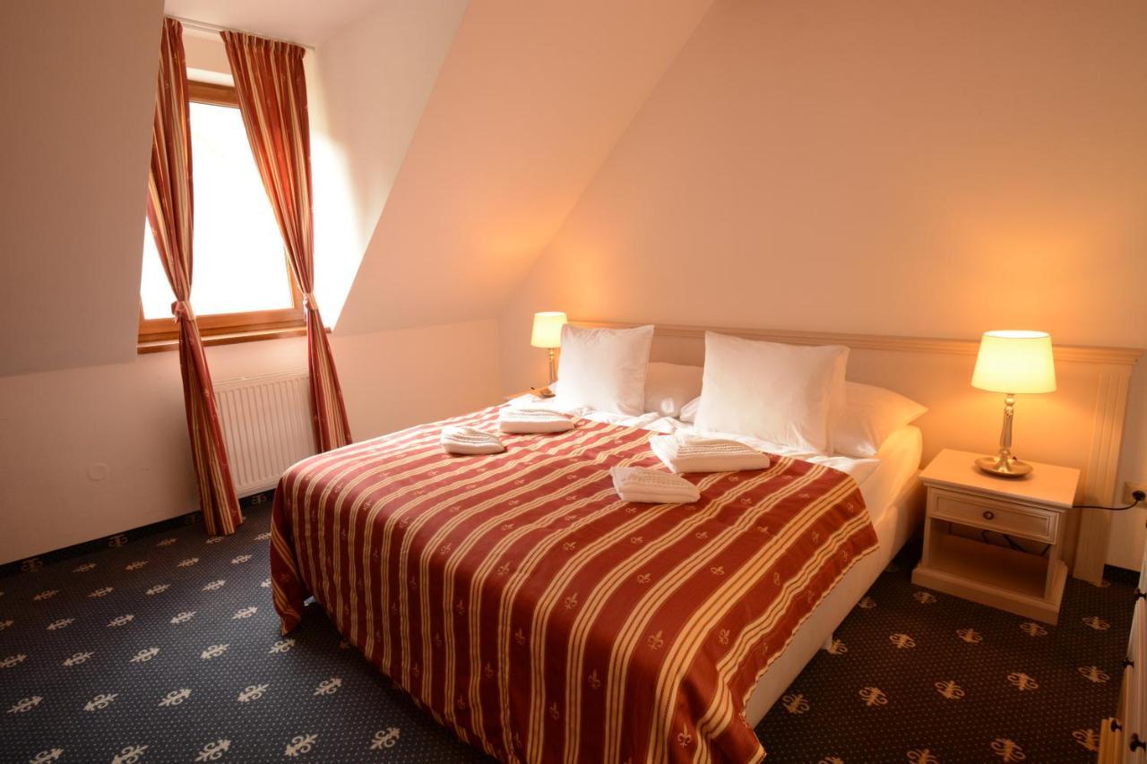 Hotel Hradna Brana 布拉迪斯拉发 外观 照片