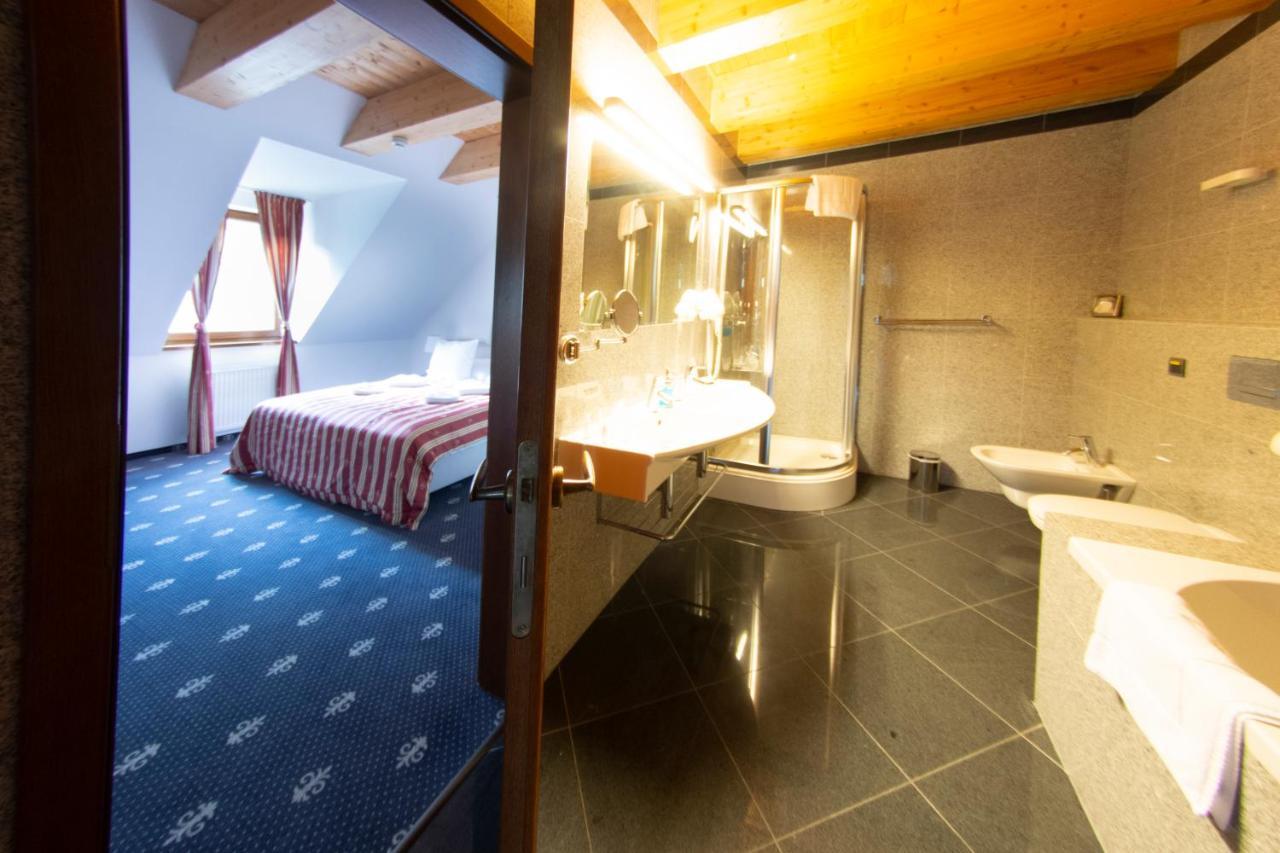 Hotel Hradna Brana 布拉迪斯拉发 外观 照片