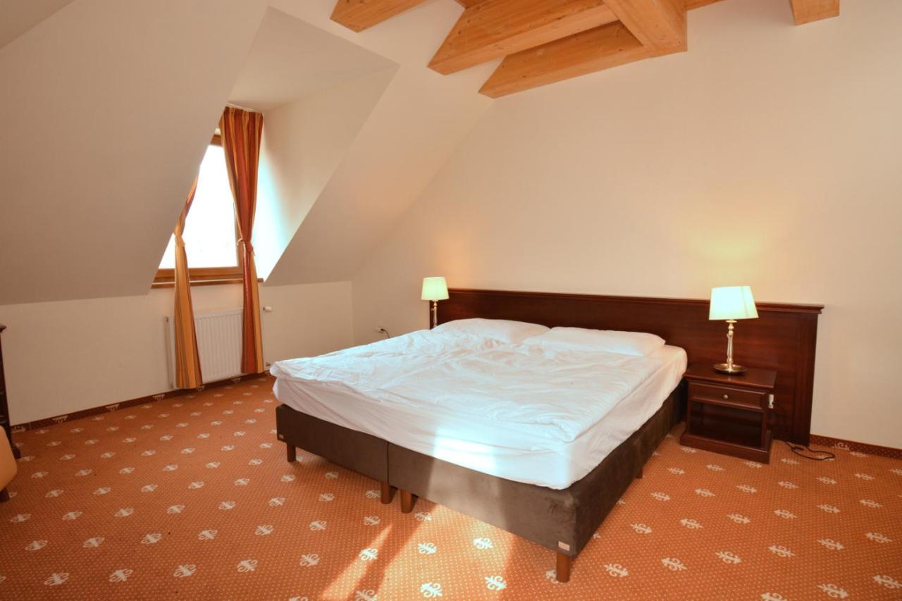 Hotel Hradna Brana 布拉迪斯拉发 外观 照片