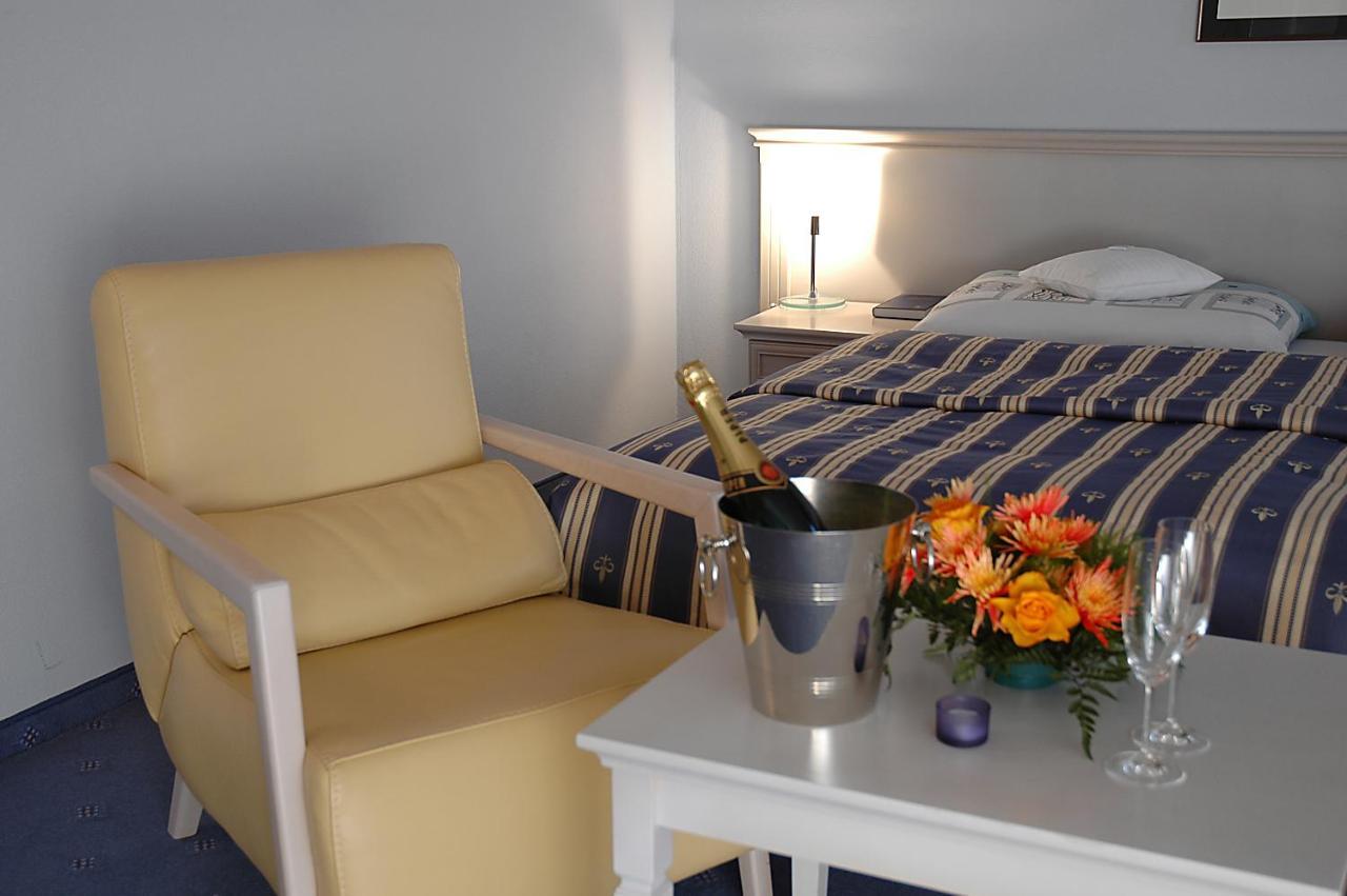 Hotel Hradna Brana 布拉迪斯拉发 客房 照片