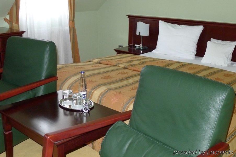 Hotel Hradna Brana 布拉迪斯拉发 客房 照片